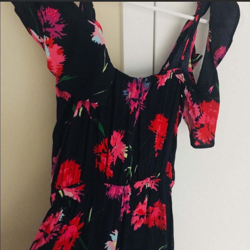 Floral Ruffle Cold Shoulder Maxi Dress - Picture 4 of 7